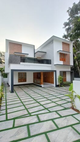 4 BHK House for Sale in Pothencode, Trivandrum