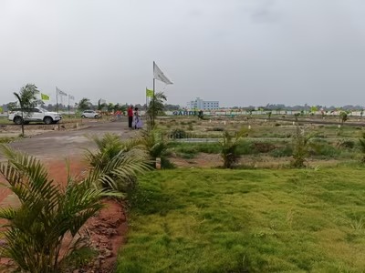 Stunning view of plots in Mudichur