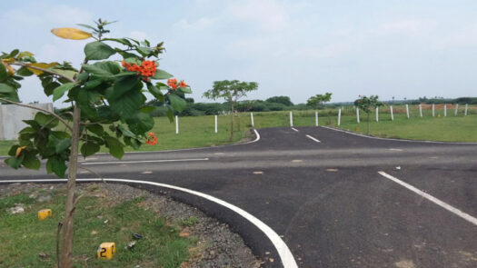 Investment-worthy plot for sale in Perungalathur