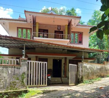House in sale Kottayam Ettumanoor,, Neendoor 4 BHK price 55 lakhs