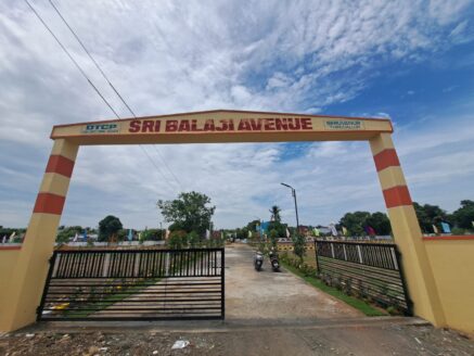 Premium Villa plots for sales at Thiruvallur Near COLLECTOR OFFICE,,,, Per Sqft 2049 Rs