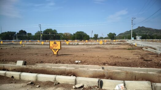 OPEN PLOTS ARE AVAILABLE IN DOKIPARRU,GUNTUR